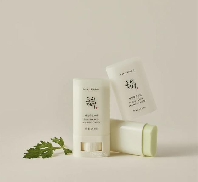 Bloqueador Matte Sun Stick Mugwort + Camelia