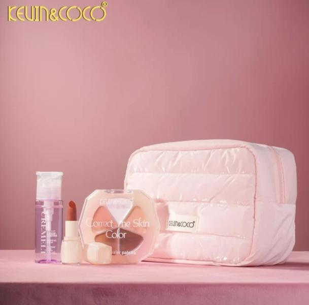 Set De Maquillaje Every Kind Of Pretty Con Cosmetiquera