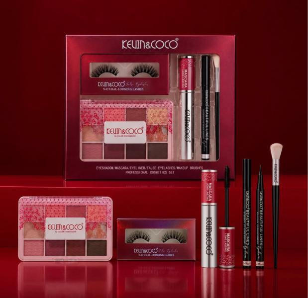 Set De Maquillaje Especializado En Ojos De Kevin&Coco