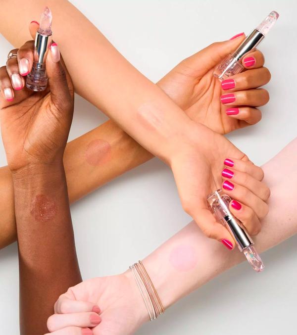 Barra De Labios Que Cambia De Color Meta Glow Essence