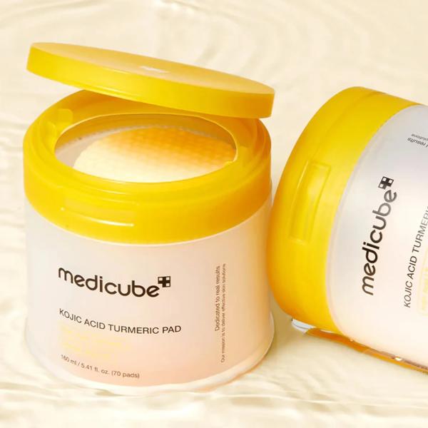 Pads De Cúrcuma Y Acido Kójico Medicube 160ml