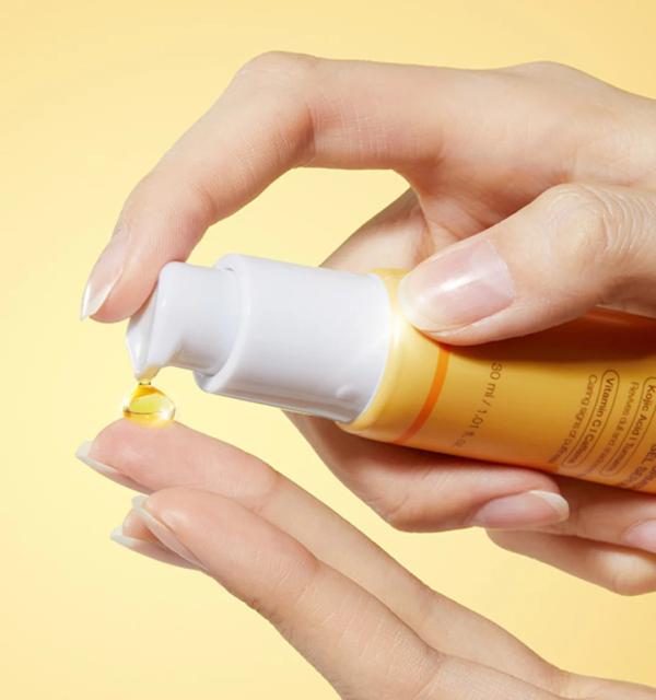 Contorno De Ojos Reafirmente & Iluminador Medicube ( 30ml )