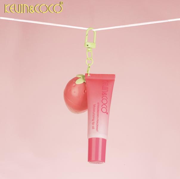 Duo De Balsamos De Labios De Fresita Con Llavero K&C